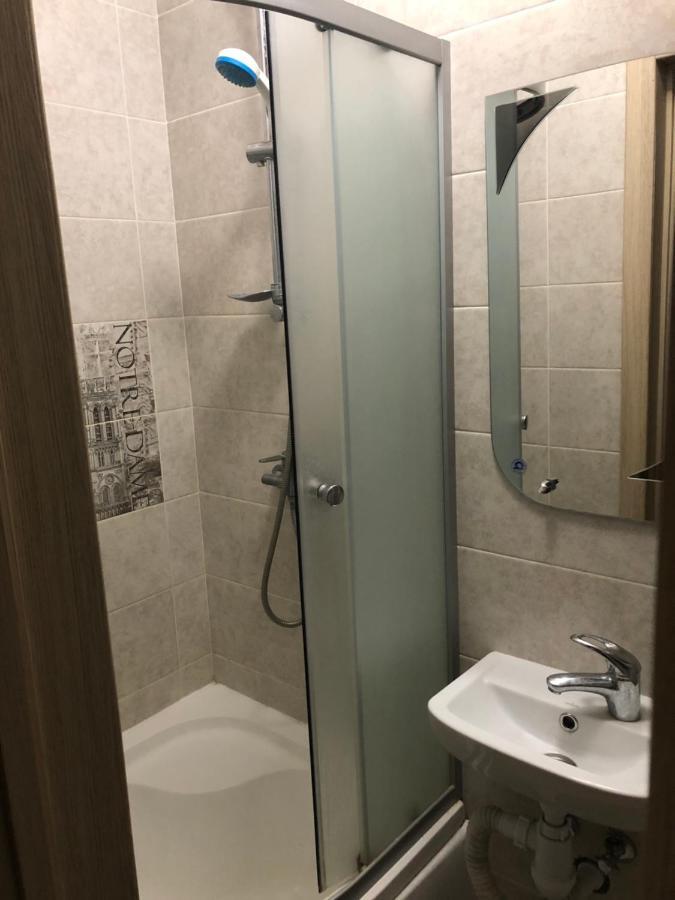 Comfortable Apartment Near Metro Κχαρκίβ Εξωτερικό φωτογραφία